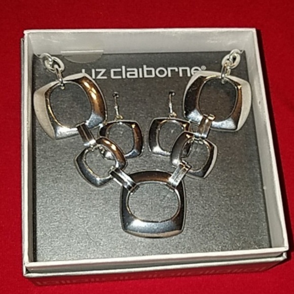 Liz Claiborne Jewelry - LC 2 piece set